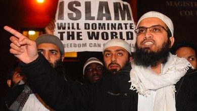 Photo of Why, those Muslim "scamps" are at it  again.