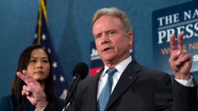 Photo of Jim Webb in Running for Secretary of Defense