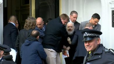 Photo of Assange Taken Down: Will be Charged in Conspiracy with Manning