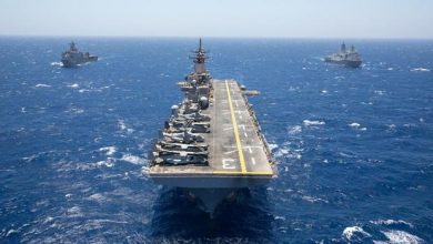Photo of U.S Warships and Bombers Conduct Combat Drill in Show of Force Against Iran