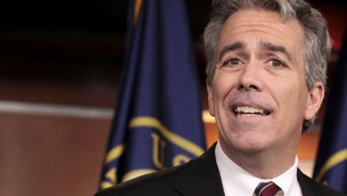 Photo of Julio Rivera: Say No to Delusional Joe Walsh