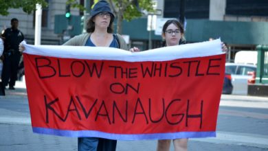 Photo of Democrat Presidential Candidates Forced to Backtrack on Kavanaugh Accusation