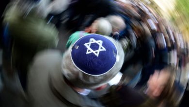 Photo of Cindy Grosz: Is it Still Safe to Wear a Yarmulke in New York?
