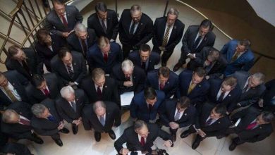 Photo of Republican Lawmakers Storm Hearing Room in Protest of Schiff’s Impeachment Inquiry Against Trump