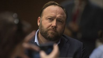 Photo of Alex Jones Claims Hackers Planted Child Pornography on His Servers