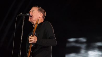 Photo of Rocker Bryan Adams Lights Twitter on Fire with COVID-19 Outburst