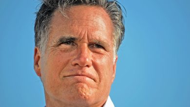 Photo of Trump Criticizes Utah Senator Romney’s ‘Sincerity’ in Marching With BLM