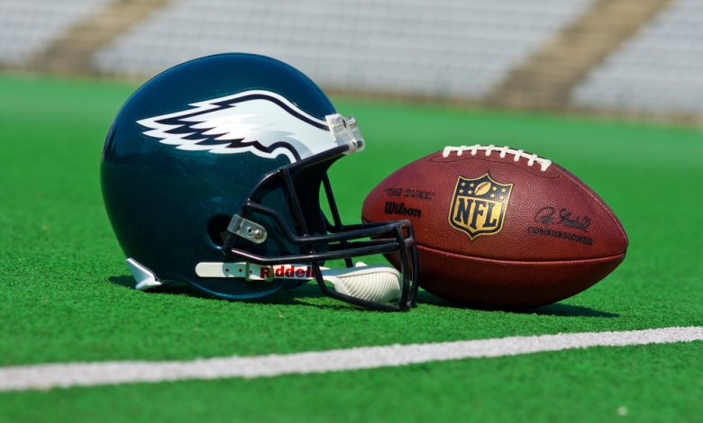 eagles tight end attacked