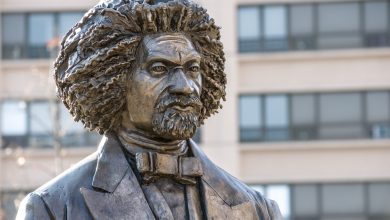 Photo of Trump Condemns Rioters Taking Down Frederick Douglass Statue
