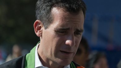 Photo of LA Mayor Garcetti Threatens to Shut Off Utilities of Homes Hosting Large Parties