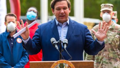 Photo of FL Gov Signs Bill That Allows Candidates to Sue Tech Companies