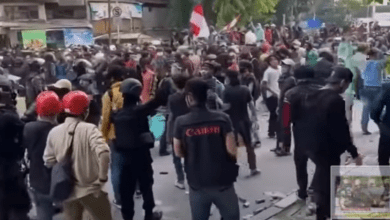 Photo of Protests in Indonesia Intensify Over New Labor Laws