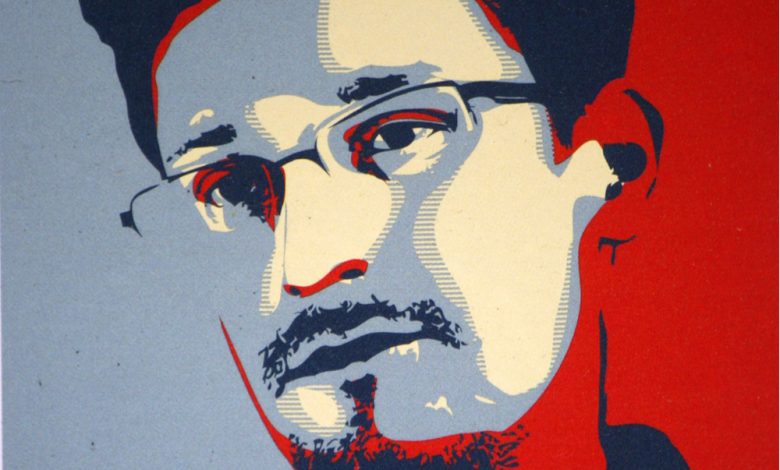 Image of Edward Snowden on a poster.
