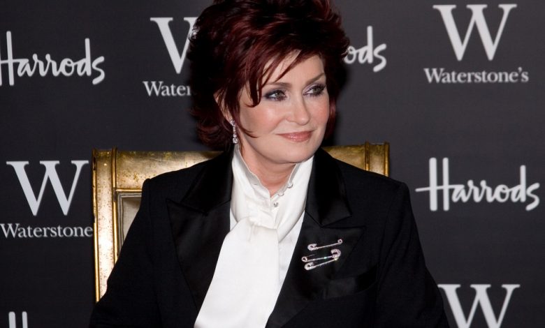 Image of Sharon Osbourne at a book signing.