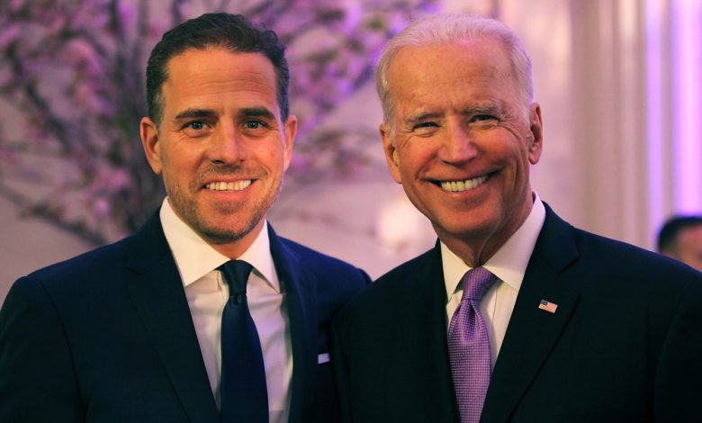 Image of Joe Biden and his son Hunter Biden.