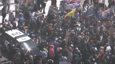 Photo of White Lives Matter Rally Shut Down by Police Amid Reports of Violence