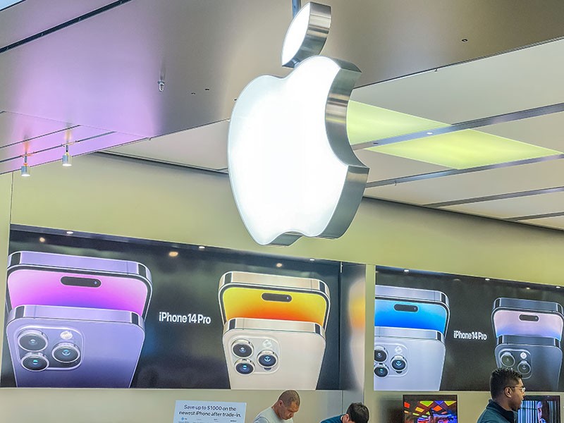 What is the iPhone 14 Freeze Bug and Should You Be Concerned ...
